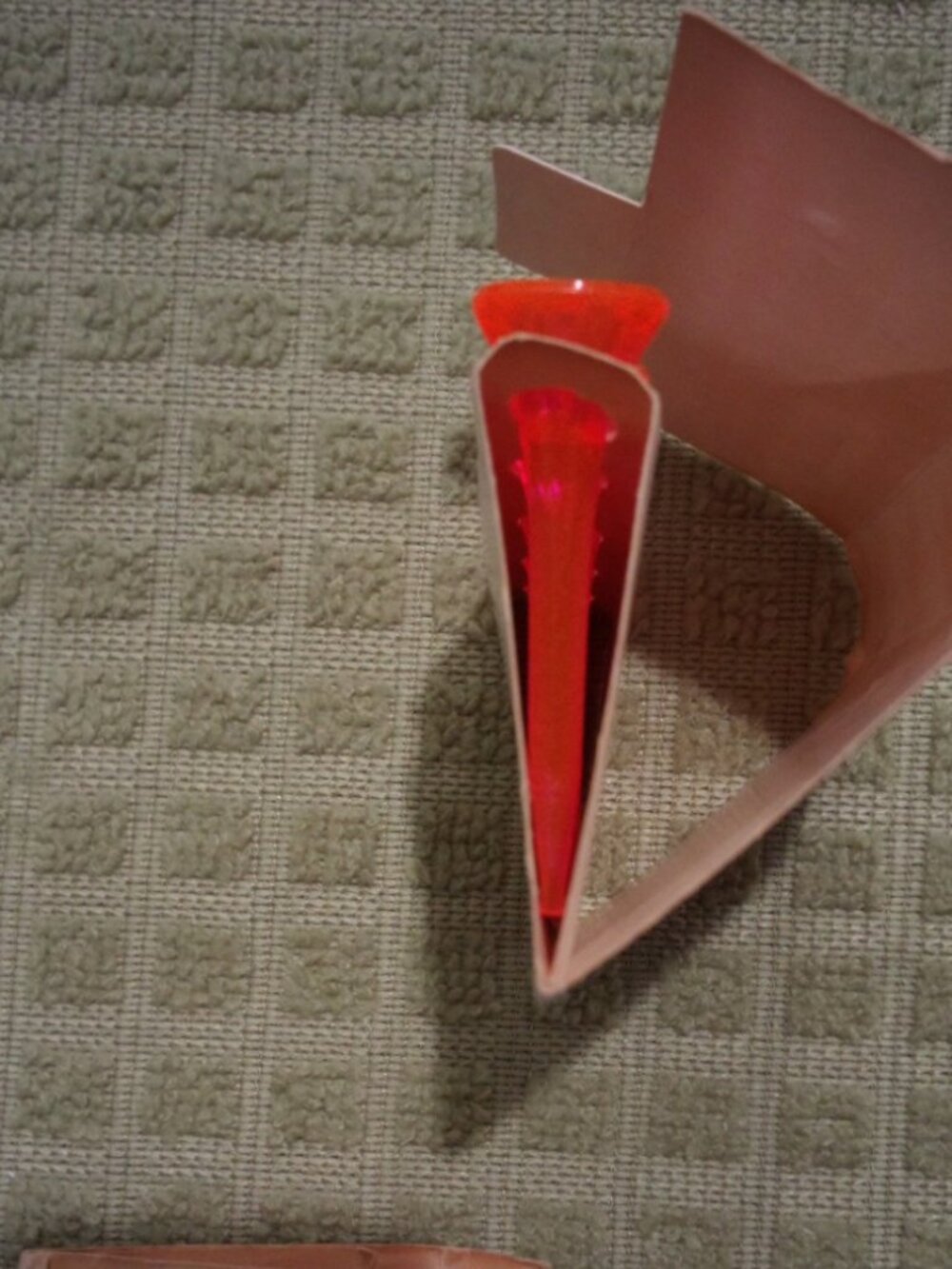 Mid-Century (1950s/60s) - Gestetner Advertising Golf Tees - Orange Translucent - Picture 3 of 16
